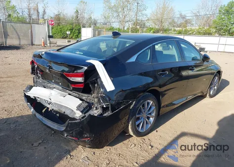 2022 Honda Accord Lx z USA, uszkodzony, nr VIN 1HGCV1F10NA068287